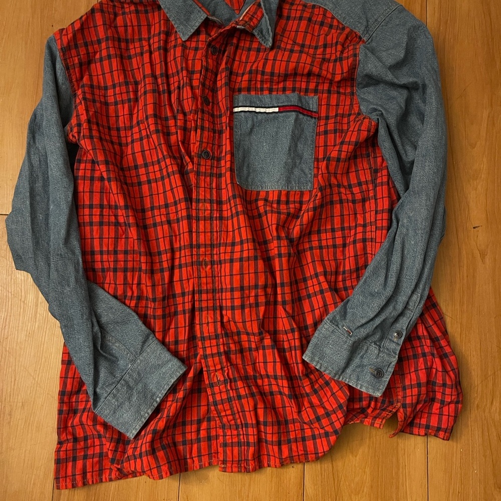 Tommy Hilfiger Red and Blue Casual Button Down Shirt